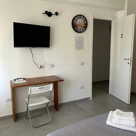 Piccola Flo Rooms Cagliari Exterior photo